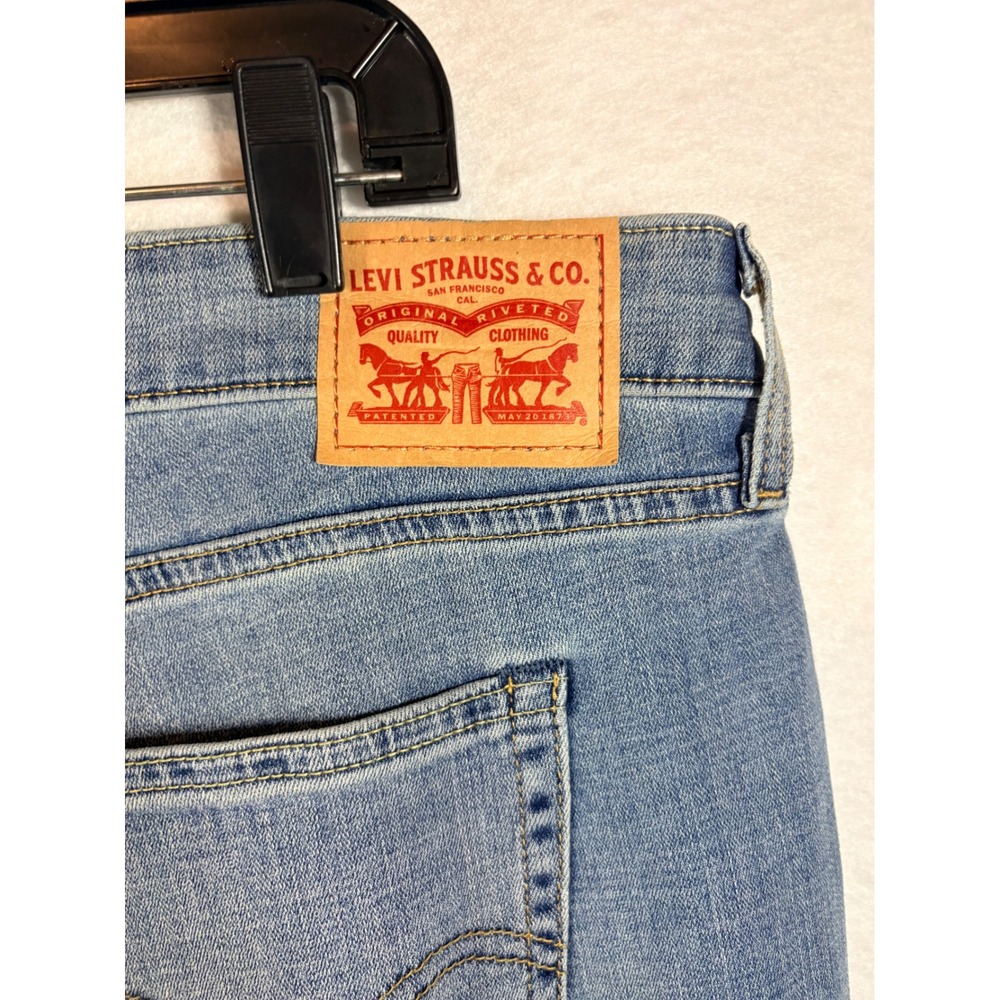 Levi's Boyfriend Jeans Plus Size 20W Distressed Light Wash Straight Leg Denim - Picture 4 of 10